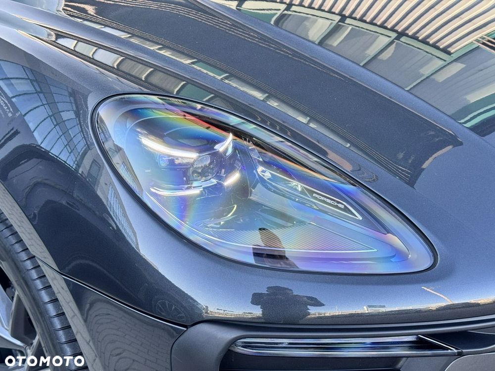Porsche Macan T - 10