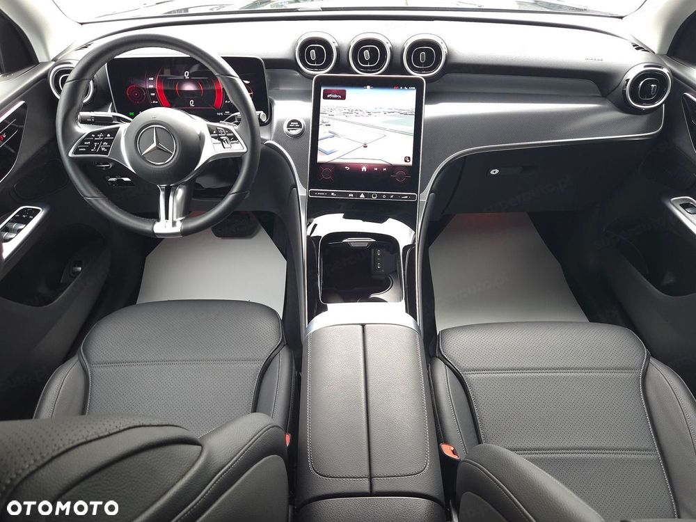 Mercedes-Benz GLC - 8
