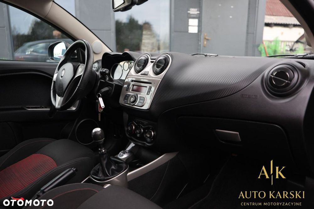 Alfa Romeo Mito - 25