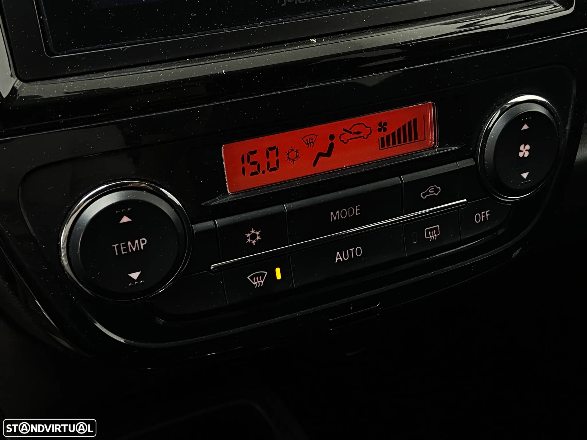 Mitsubishi Space Star 1.2 Intense Connect Edition - 17