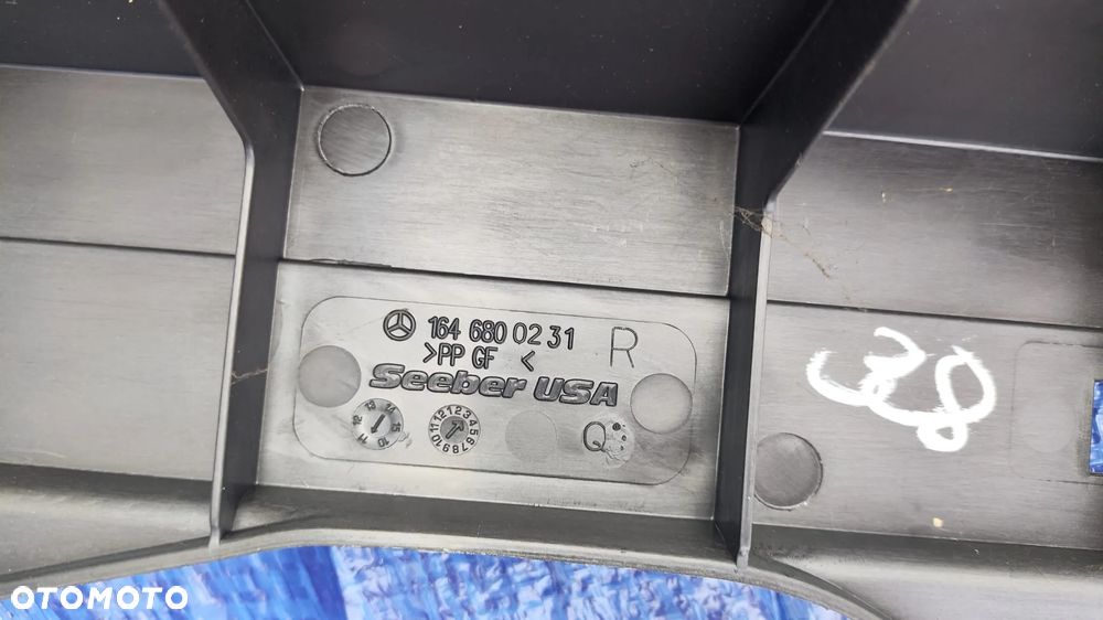 TAPICERKA BAGAŻNIKA WYKŁADZINA PODŁOGA DYWAN SZYNA BOCZEK LEWY PRAWY WKŁAD KOŁA ZAPASOWEGO WANNA SCHOWEK STYROPIAN TRÓJKĄT OSTRZEGAWCZY APTECZKA KOMPLET ZESTAW MERCEDES ML W164 LIFT - 5