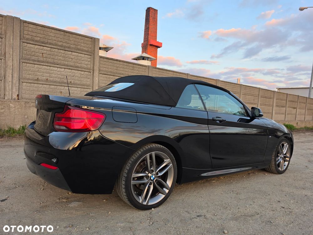 BMW Seria 2 218d M Sport - 32