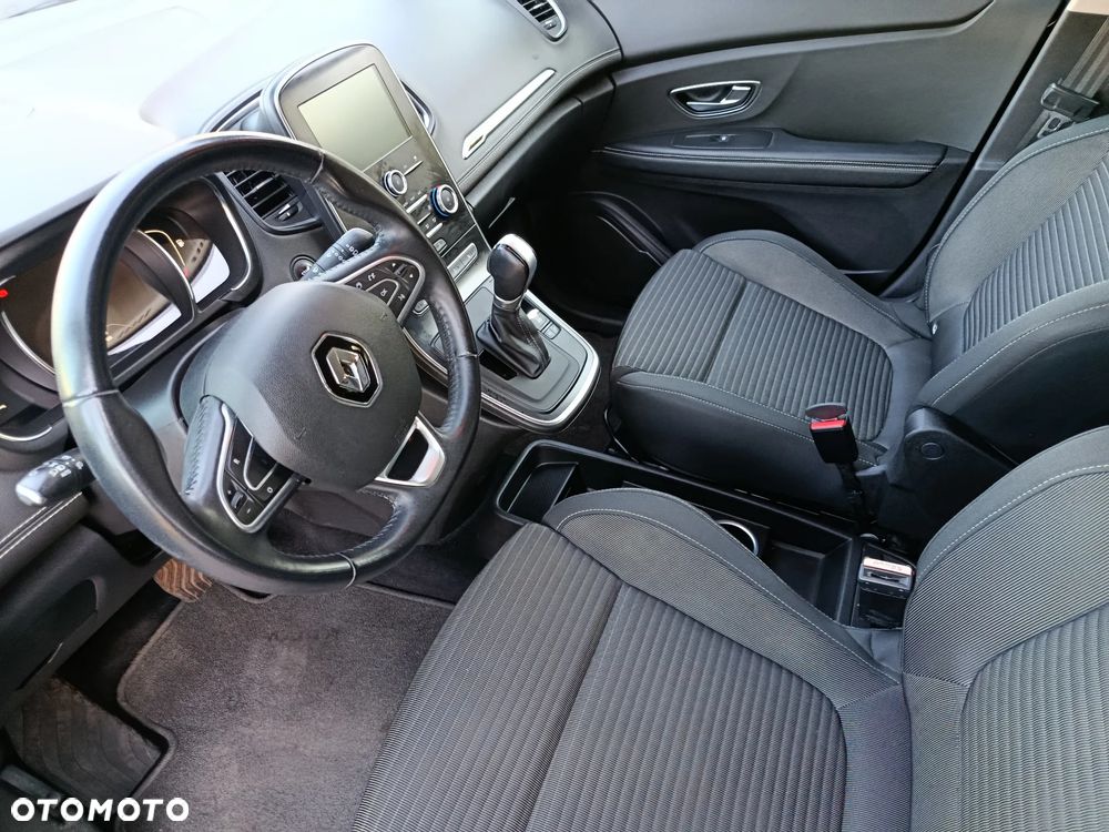 Renault Scenic 1.5 dCi Dynamique EDC - 11