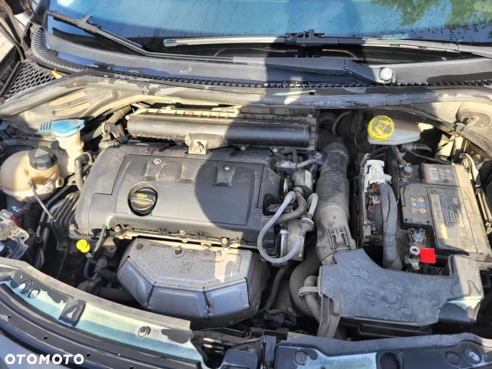 Peugeot 207 1.6 VTi Sporty - 5
