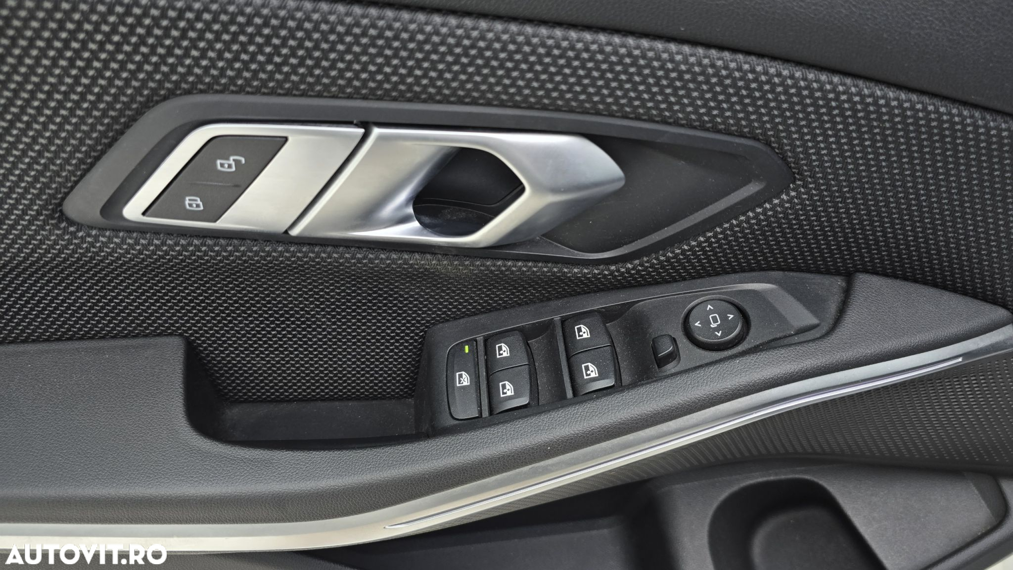 BMW Seria 3 320i AT - 11