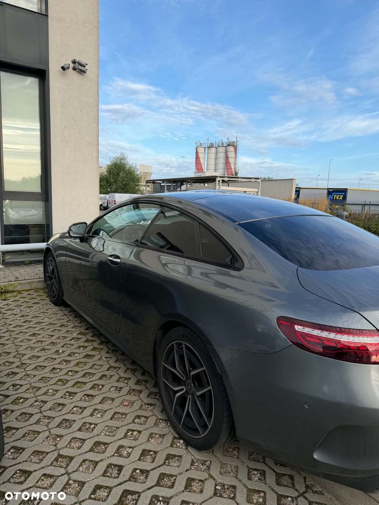 Mercedes-Benz Klasa E 220 d 4-Matic AMG - 5
