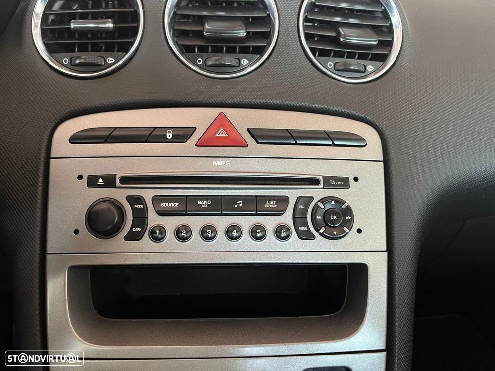 Peugeot 308 1.4 16V Executive - 12