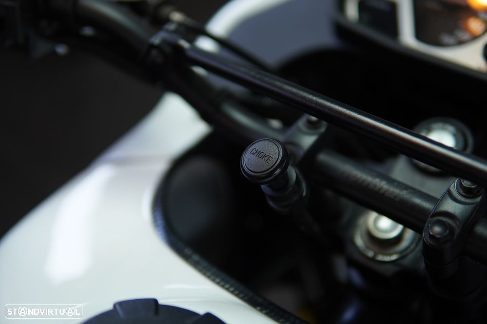 Yamaha XT750Z Super Tenere - 44