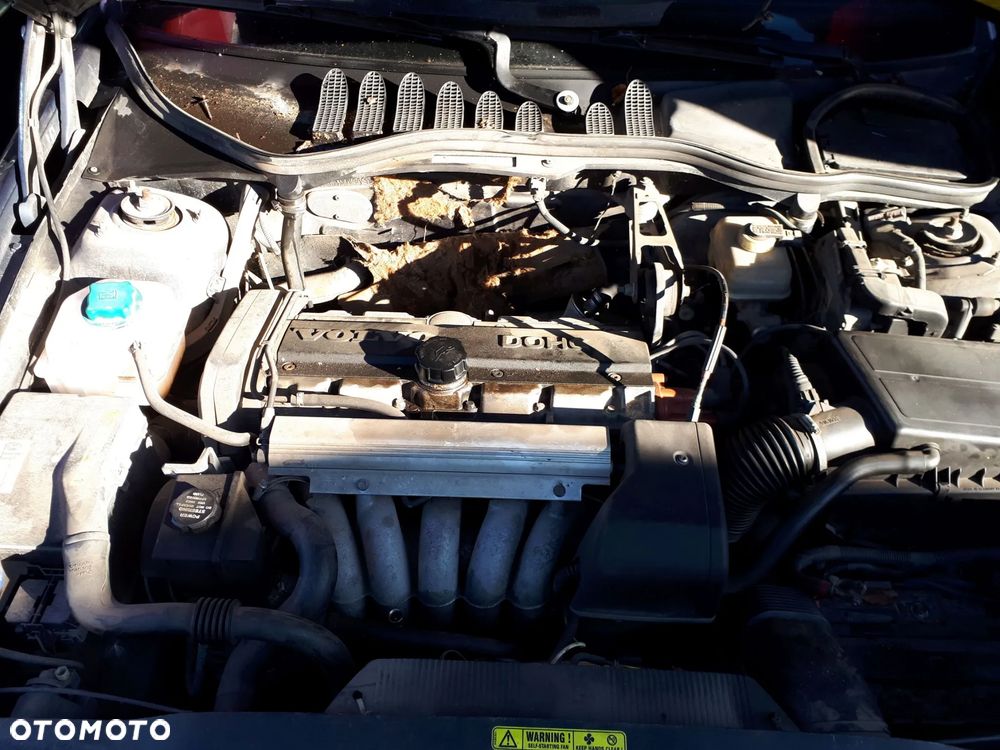 VOLVO 850 94-96 2.0 SERWO HAMULCOWE