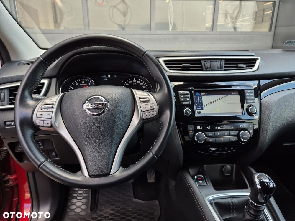 Nissan Qashqai 1.2 DIG-T N-Connecta EU6 - 14