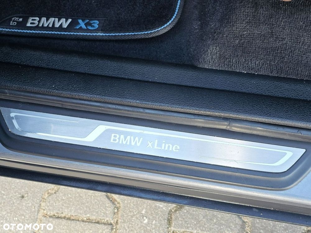 BMW X3 xDrive28i xLine - 32