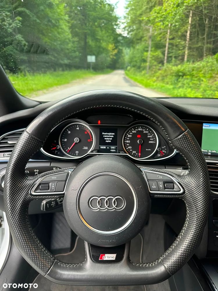 Audi A4 Avant 2.0 TDI DPF clean diesel quattro S line Sportpaket - 25