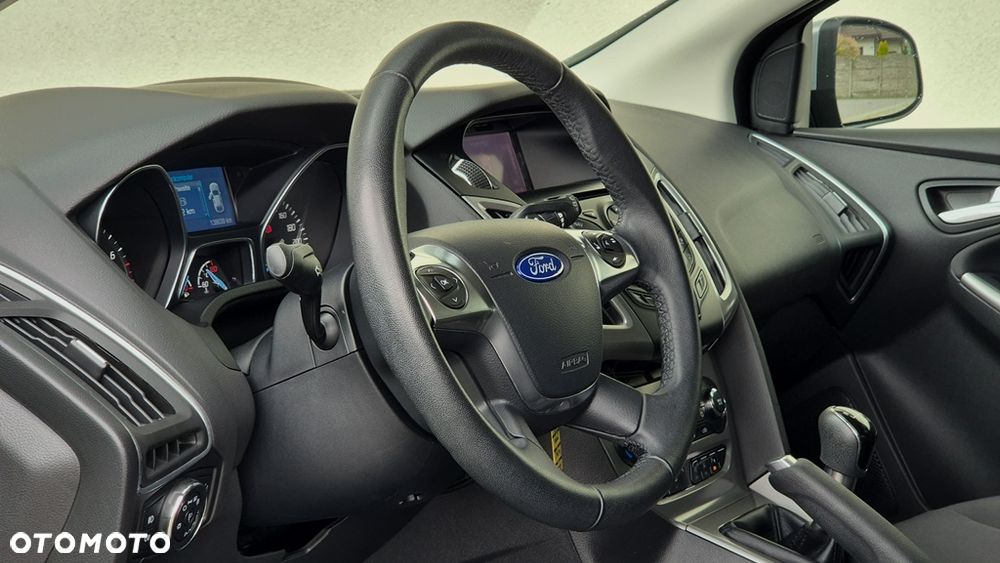 Ford Focus 1.0 EcoBoost Titanium - 5