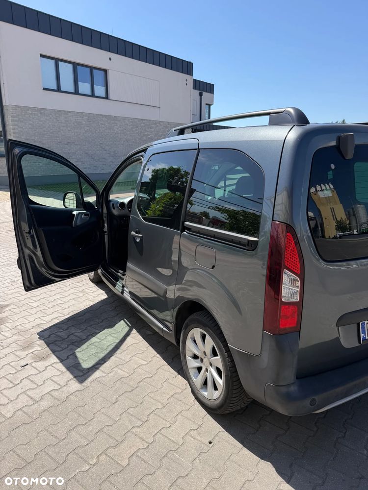 Peugeot Partner 1.6 BlueHDi Outdoor S&S - 11