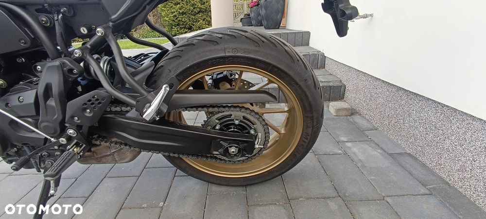 Yamaha XSR - 21