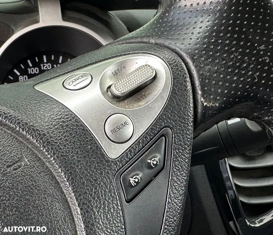 Nissan Juke - 16