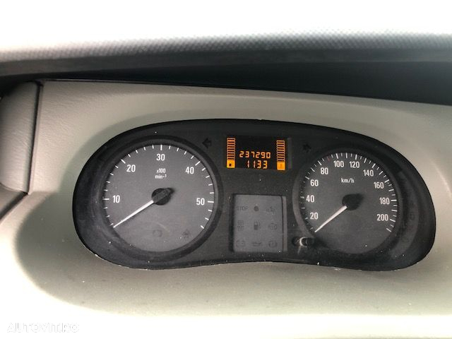 Dezmembrez Opel Vivaro Renault Trafic 2008 - 3