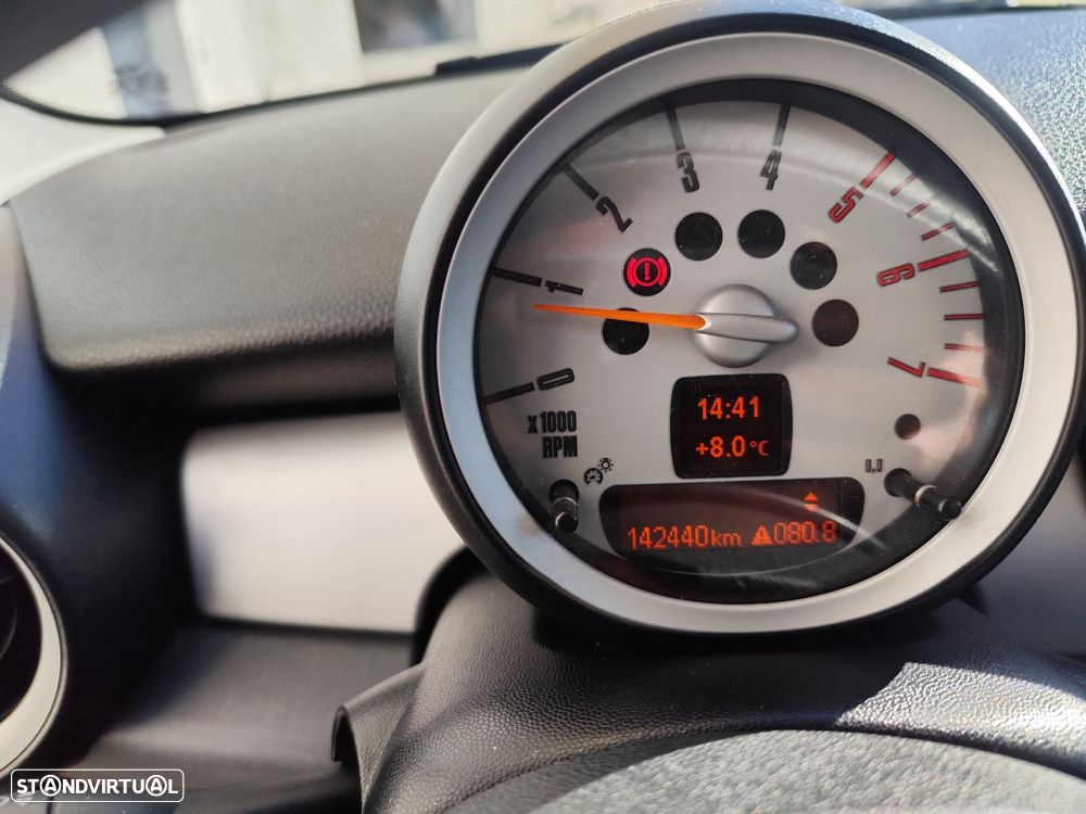 MINI 3 Portas Cooper D - 3