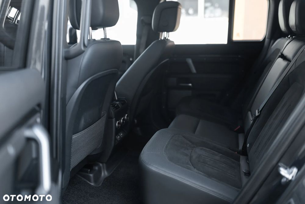 Land Rover Defender 5.0 P525 V8 - 21