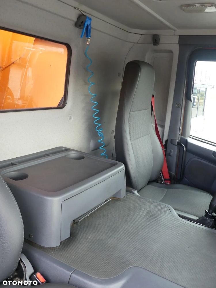 Scania P410 8x4 / WYWROTKA TYLNO ZSYPOWA / ALUFELGI / MANUAL / - 28