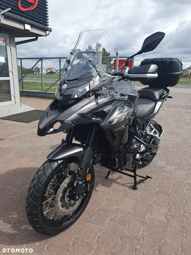 Benelli TRK 502X - 2