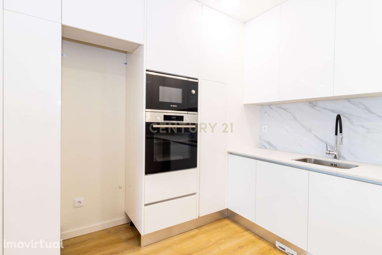 Luxuosa Moradia T3+1 I Piscina I Entroncamento - Grande imagem: 5/31