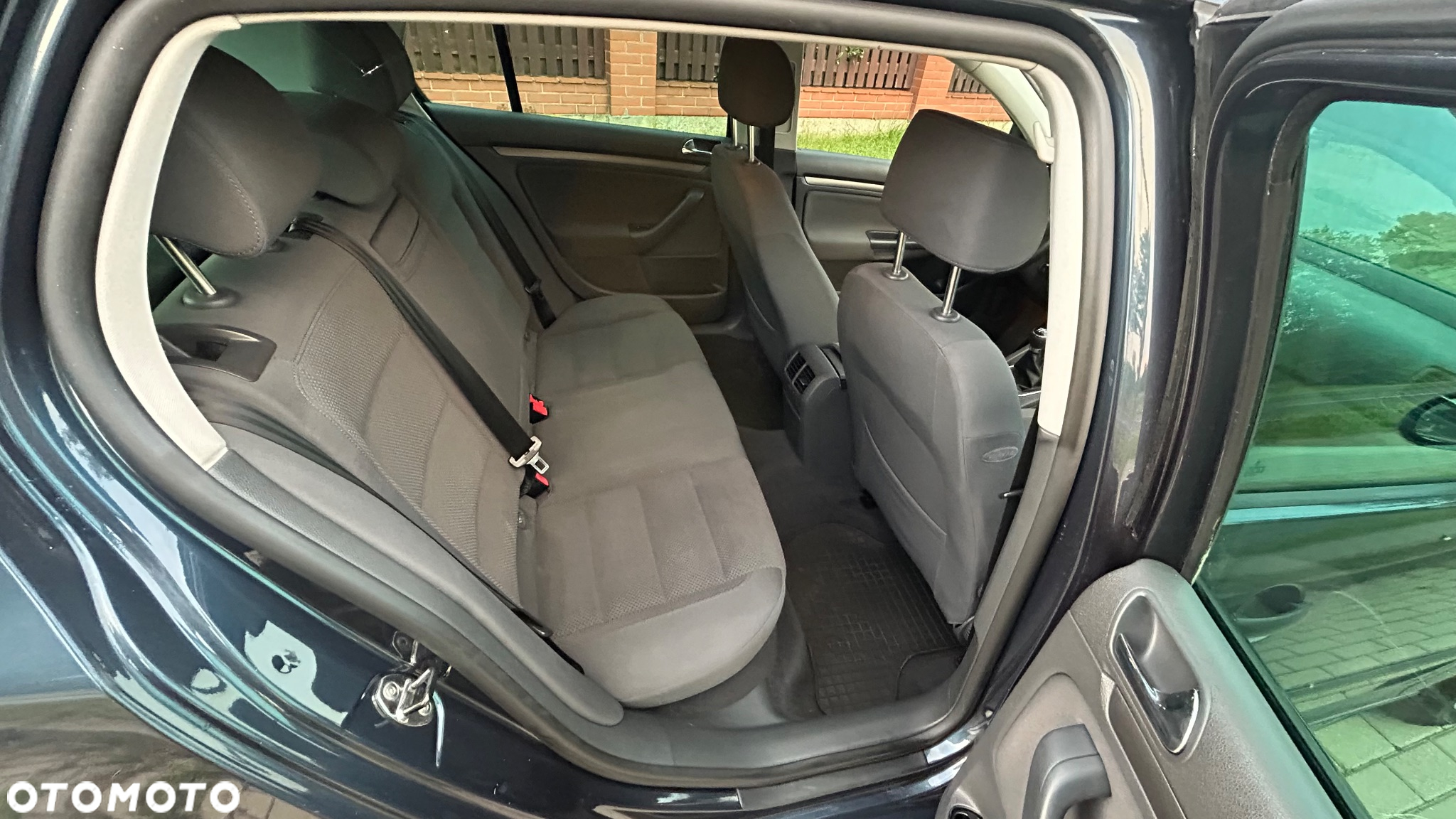 Volkswagen Golf 1.6 Comfortline - 9