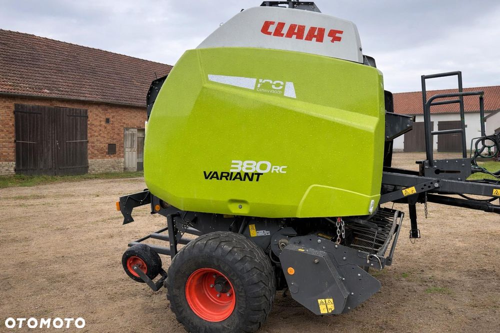 Claas Prasa Claas VARIANT 380 RC - 1