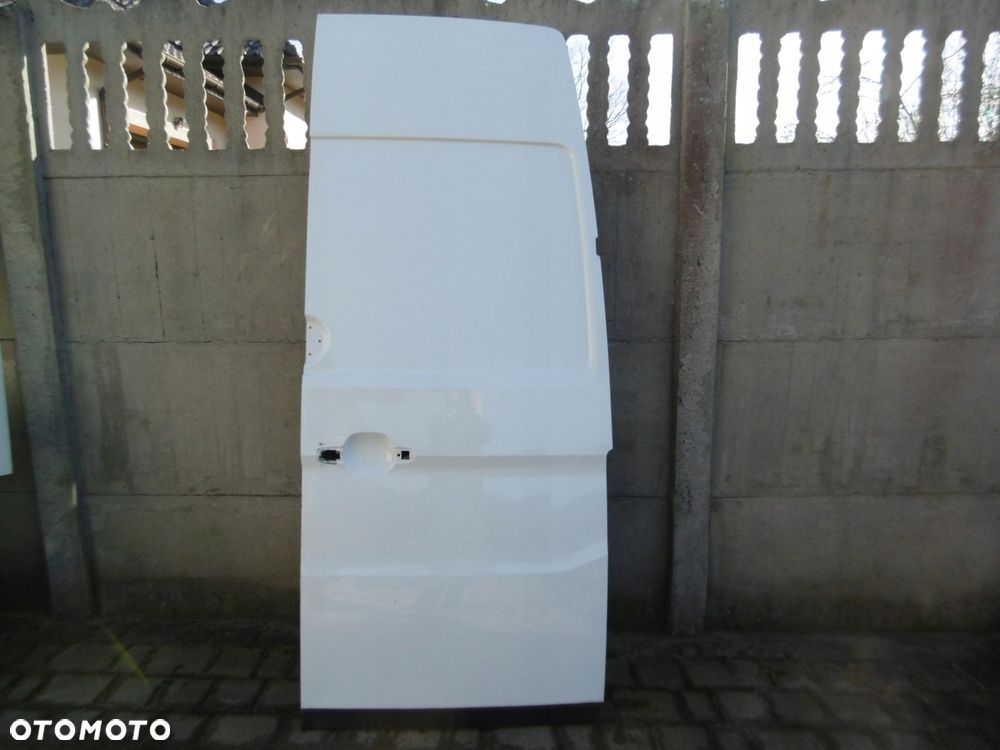 vw crafter ii 7c0 man tge - drzwi tylne prawe - 1