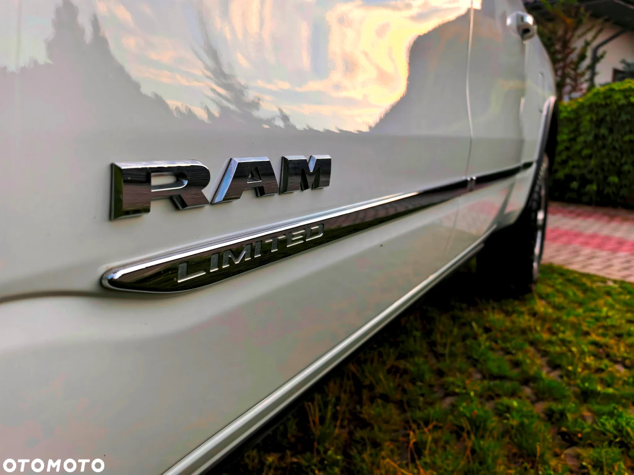 Dodge RAM - 9
