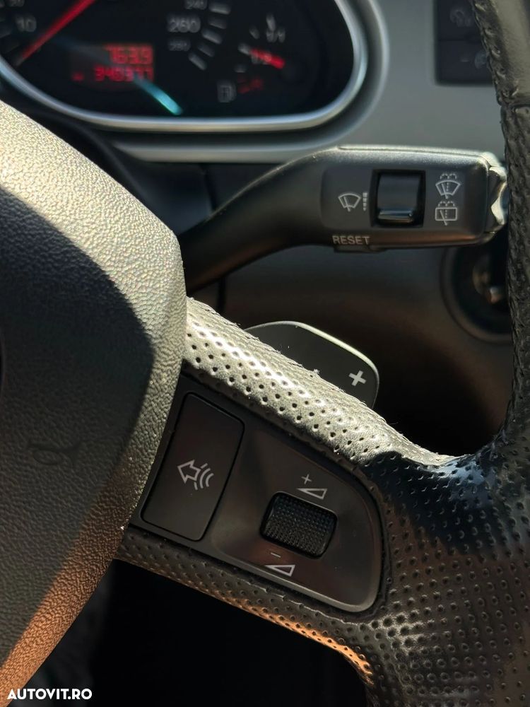 Audi Q7 3.0 TDI DPF Quattro Tiptronic - 32