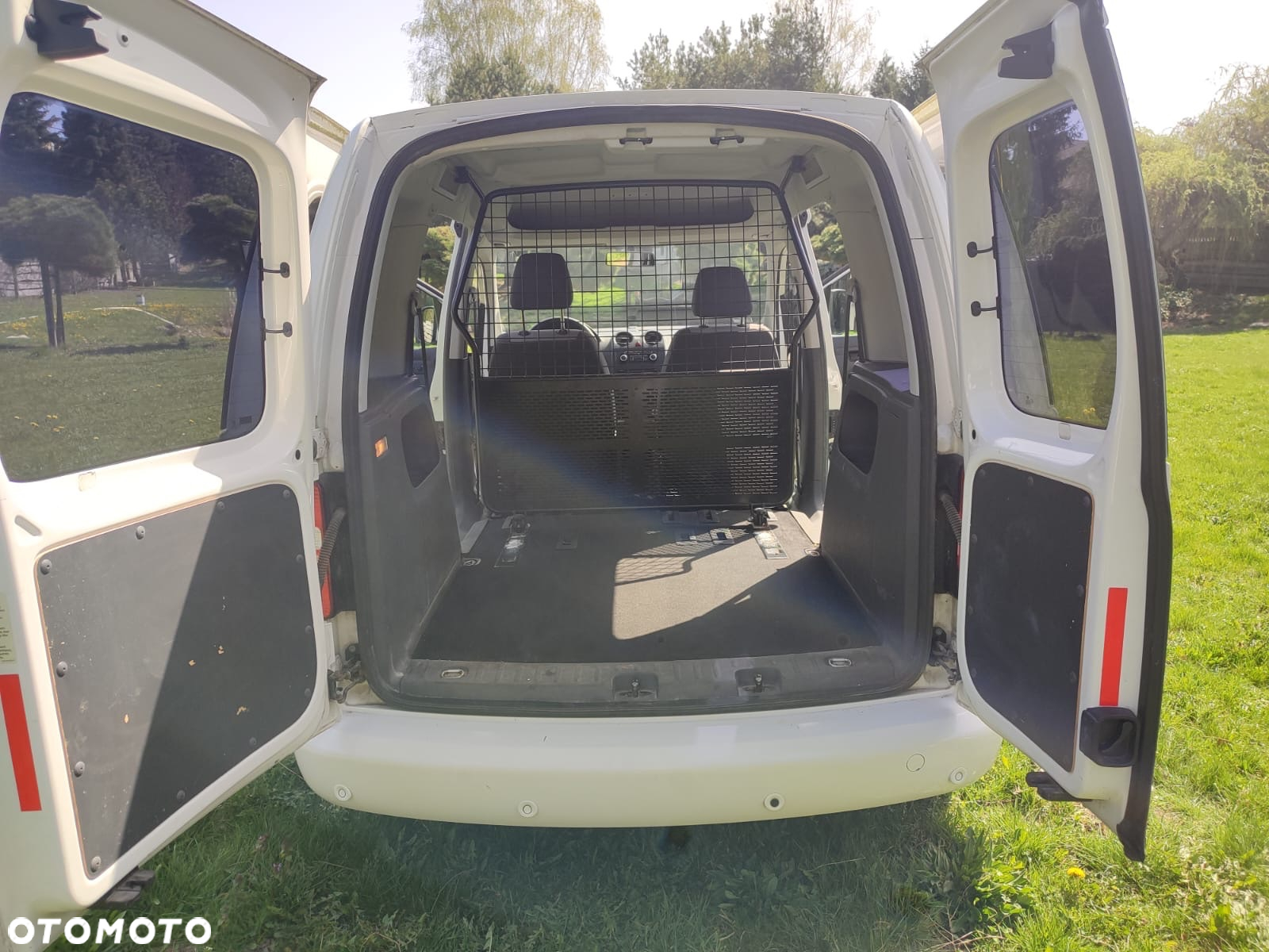 Volkswagen Caddy - 9