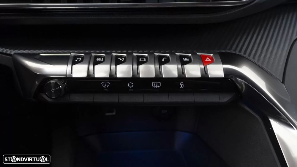 Peugeot 3008 1.2 PureTech Allure EAT8 - 33