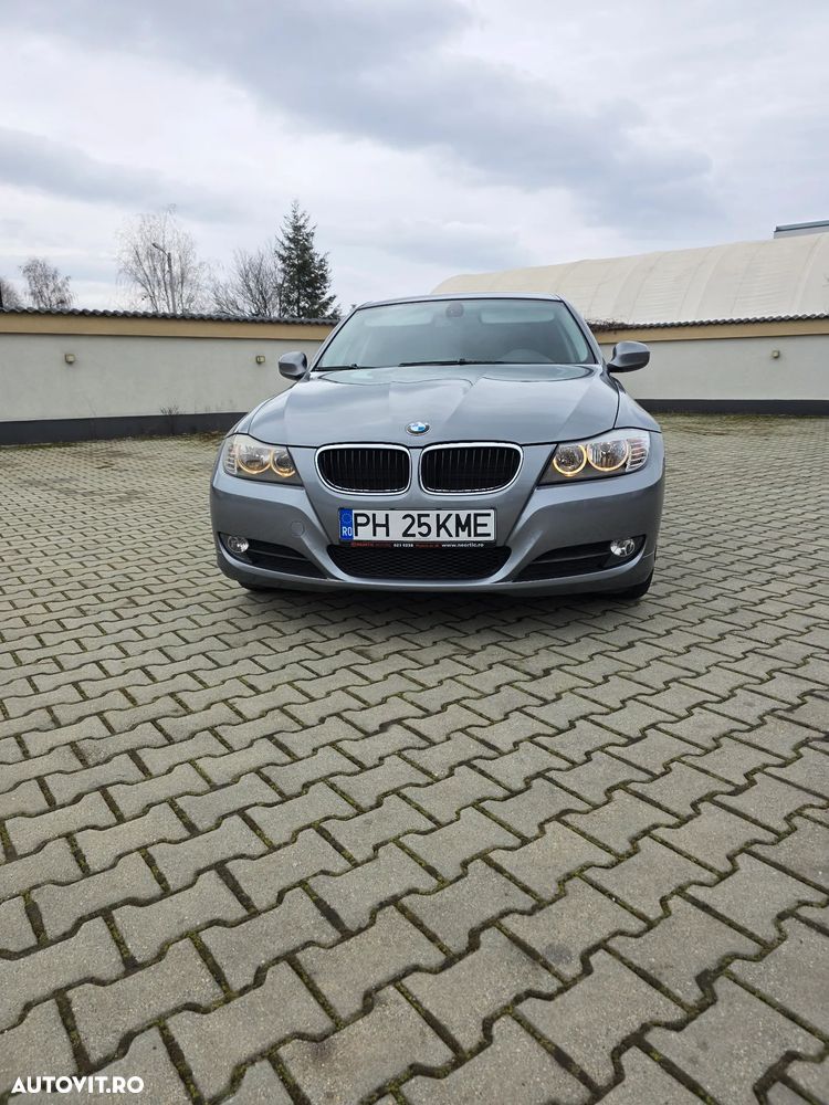 BMW Seria 3 318i Edition Sport - 3