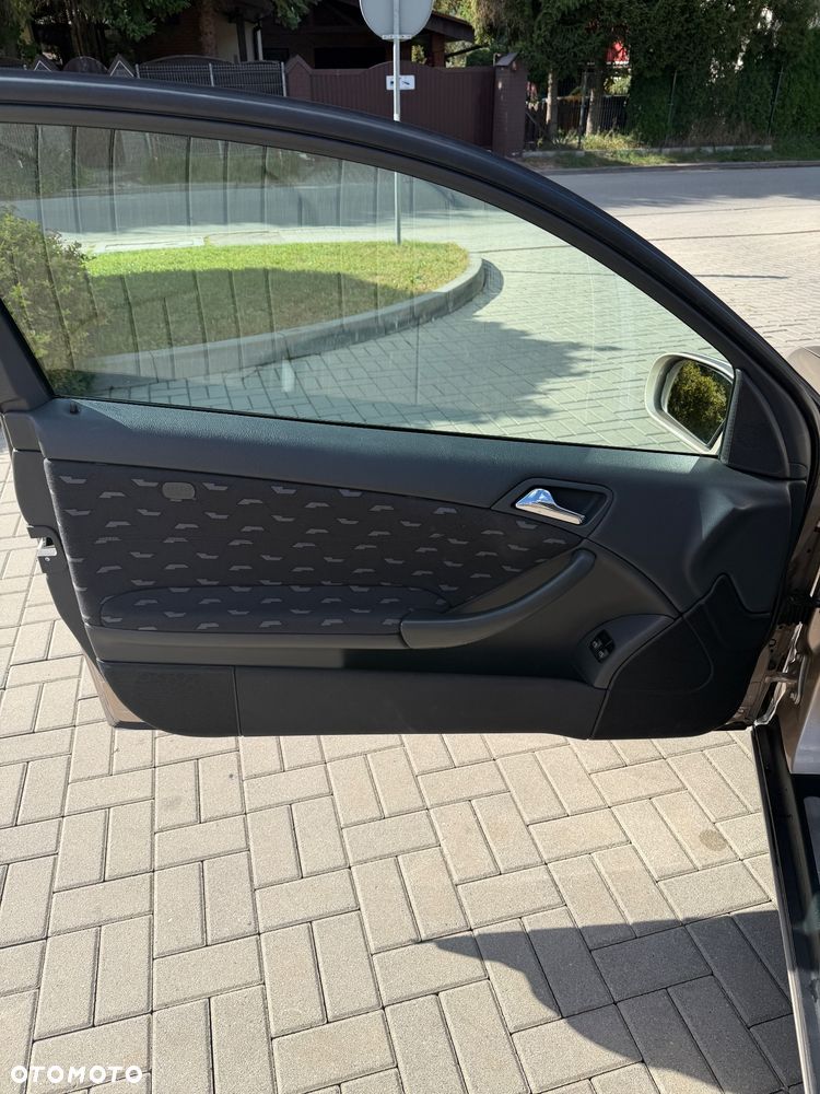 Mercedes-Benz Klasa C 200 Kompressor Automatik - 10