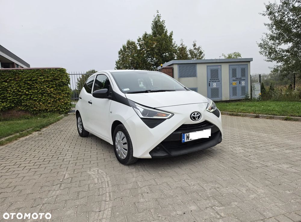Toyota Aygo x-clusive Style Selection - 2