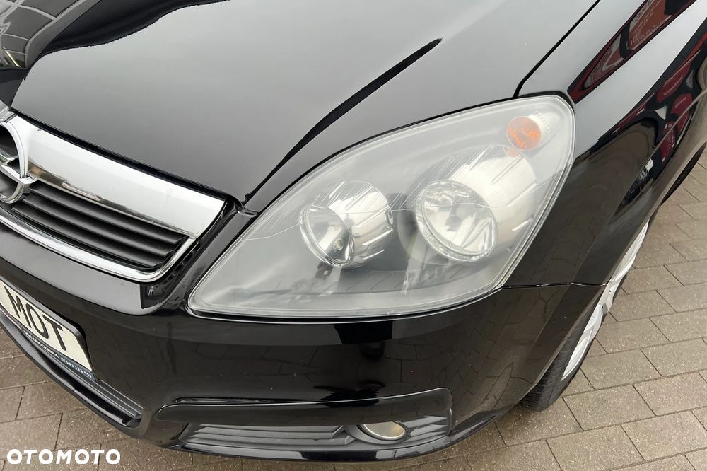 Opel Zafira 1.8 - 13