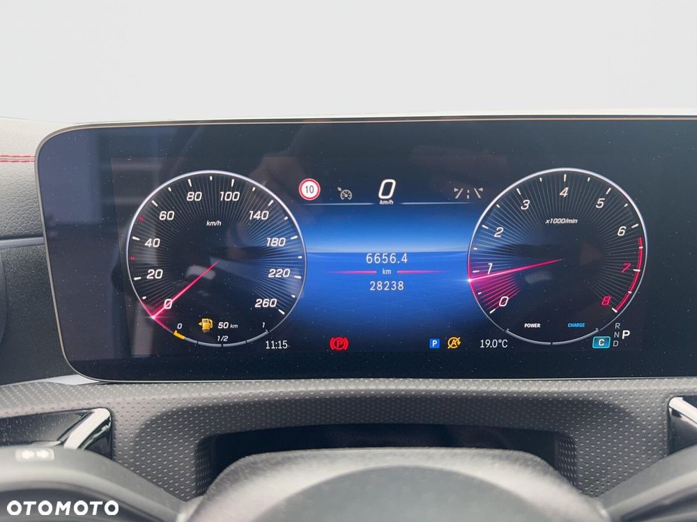 Mercedes-Benz CLA 180 mHEV AMG Line 7G-DCT - 13