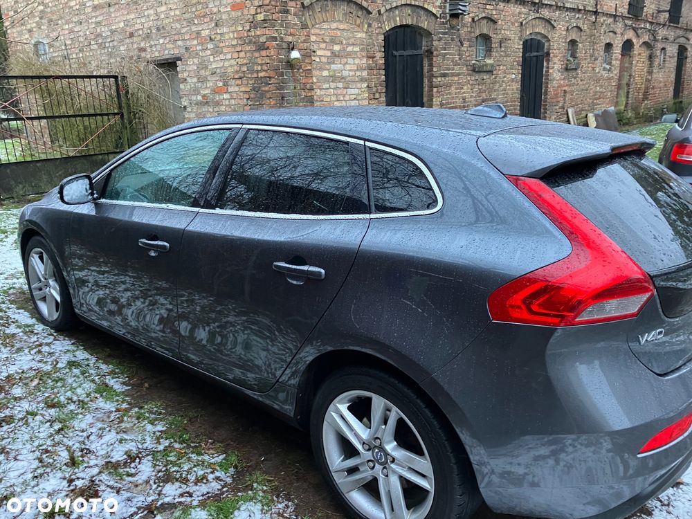 Volvo V40 - 4