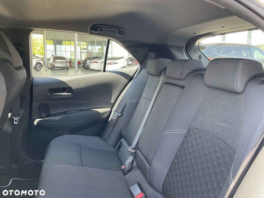 Toyota Corolla - 11