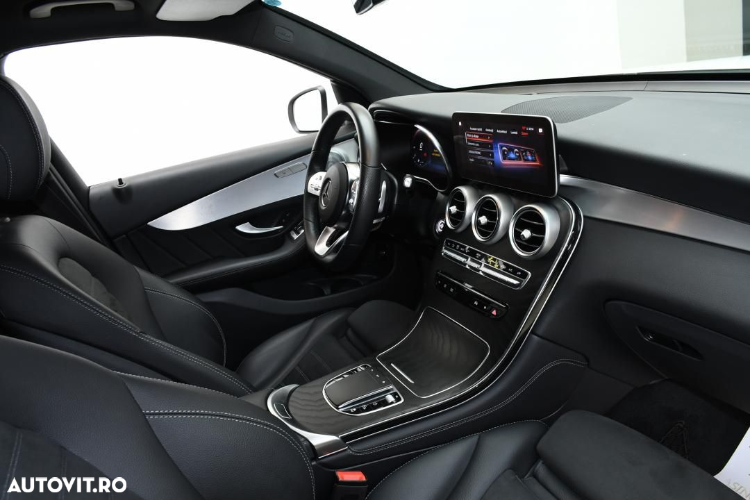 Mercedes-Benz GLC 300 d 4MATIC - 11