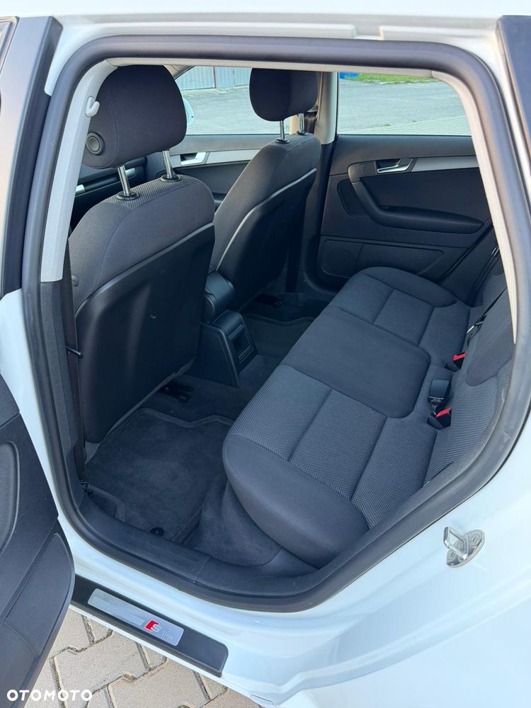 Audi A3 Sportback 1.6 TDI DPF Ambiente - 13