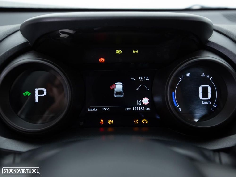 Toyota Yaris Cross 1.5 HDF Comfort Plus - 19