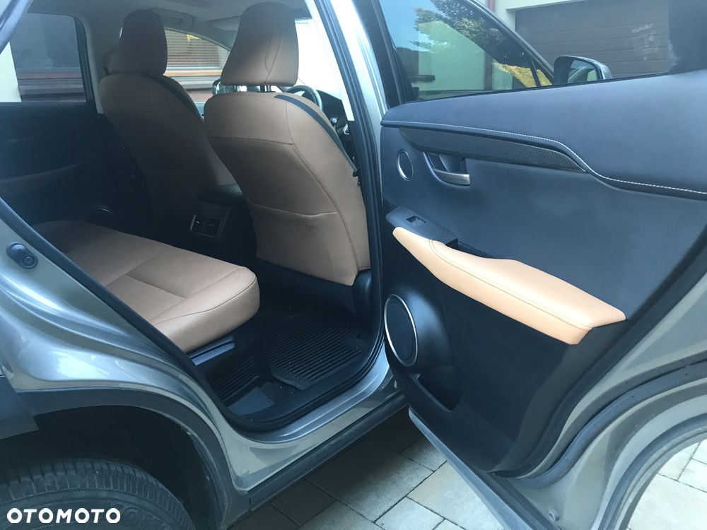 Lexus NX 200t AWD - 15