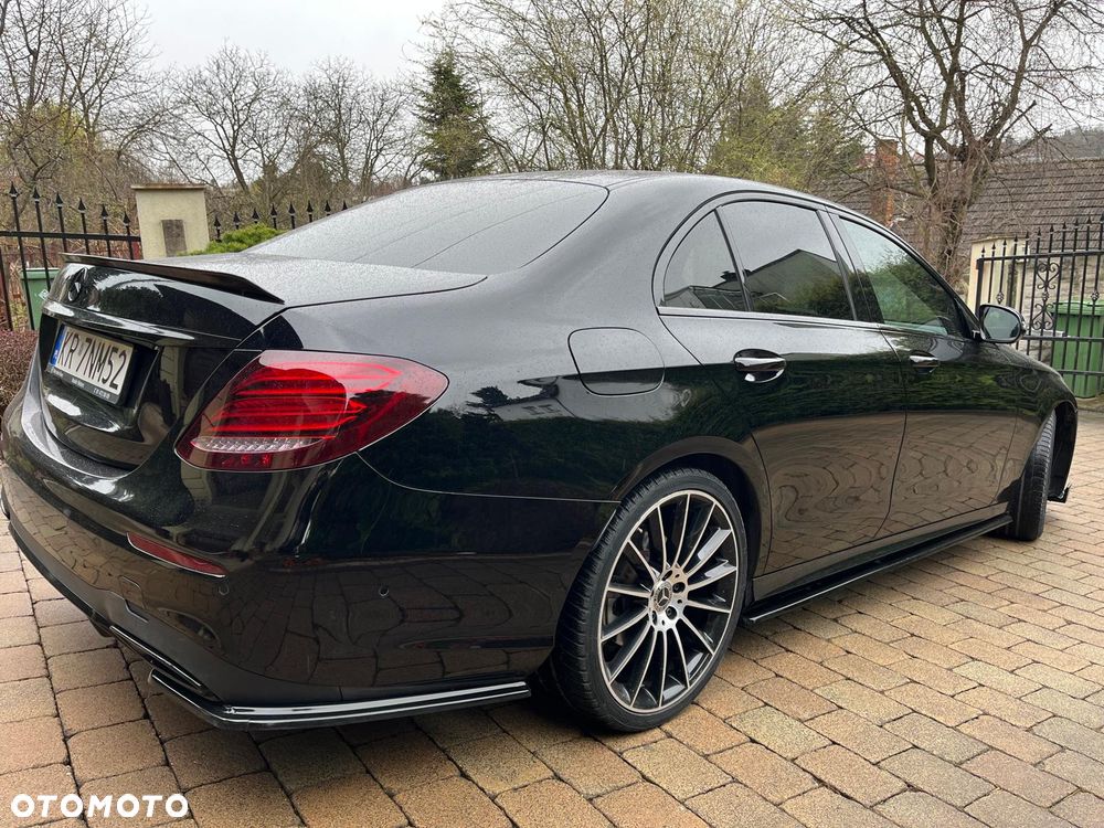 Mercedes-Benz Klasa E 220 d 9G-TRONIC - 9