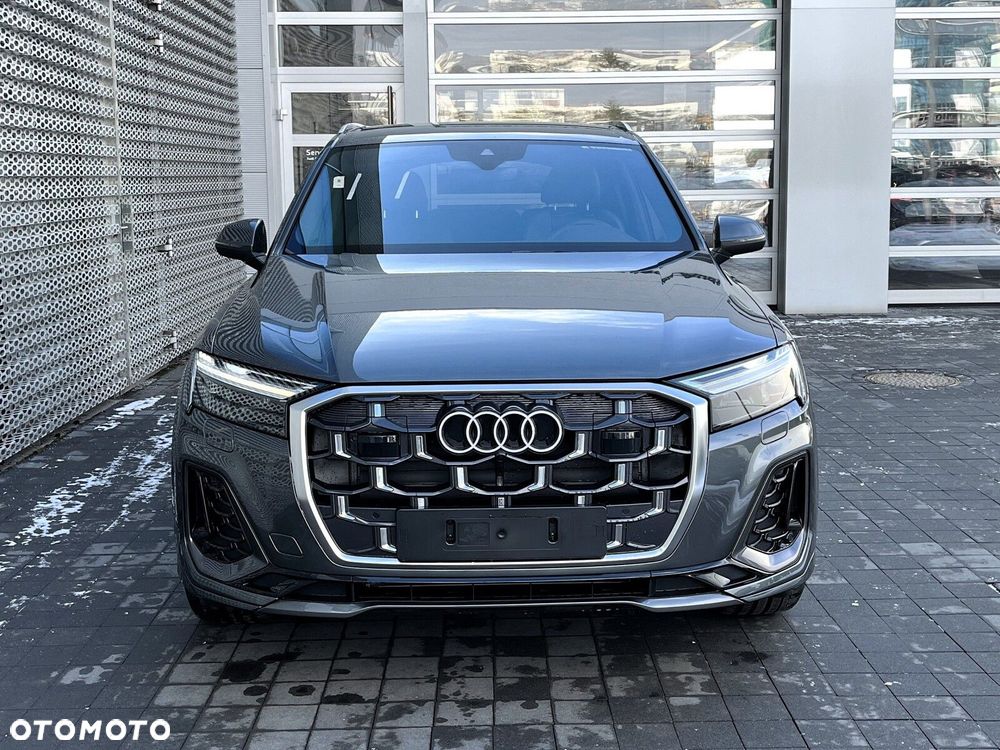 Audi Q7 - 7