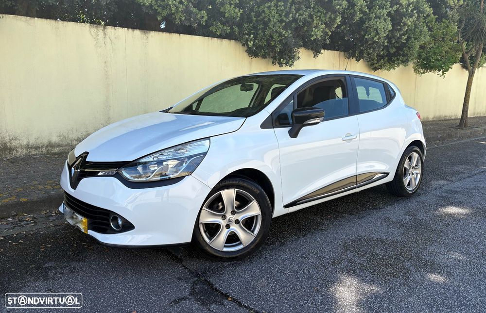Renault Clio 1.5 dCi Dynamique S - 1