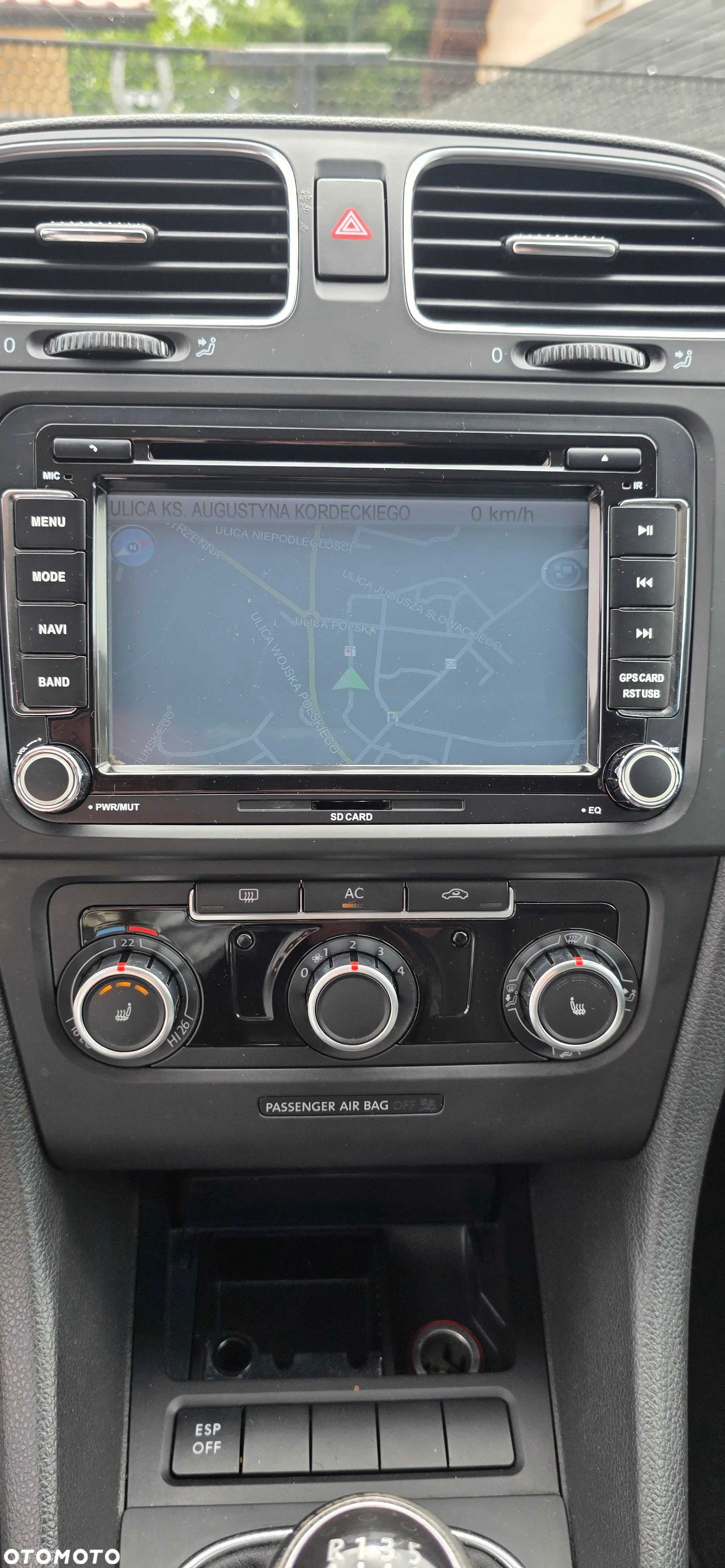 Volkswagen Golf 1.6 Comfortline - 11