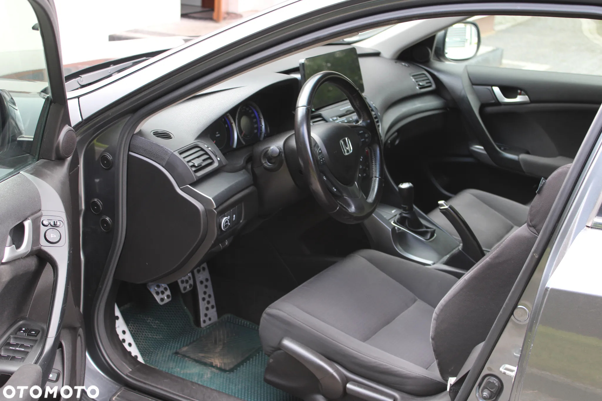 Honda Accord 2.0 Lifestyle - 15