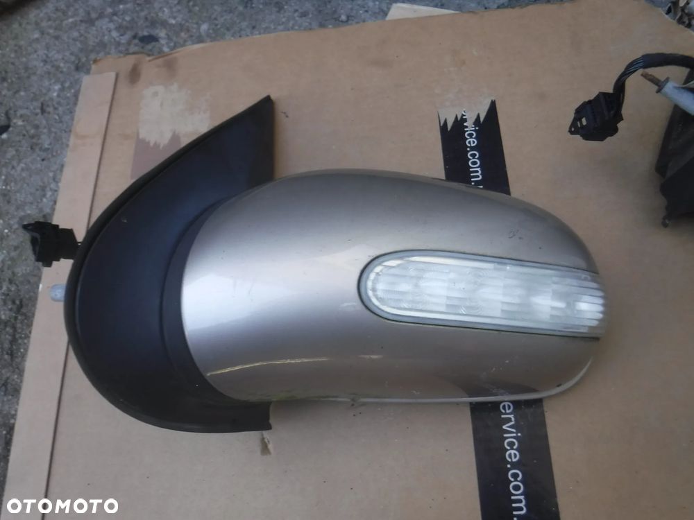 Mercedes ML W163 lift lusterko prawe  9pin lewe 693 c693 - 3